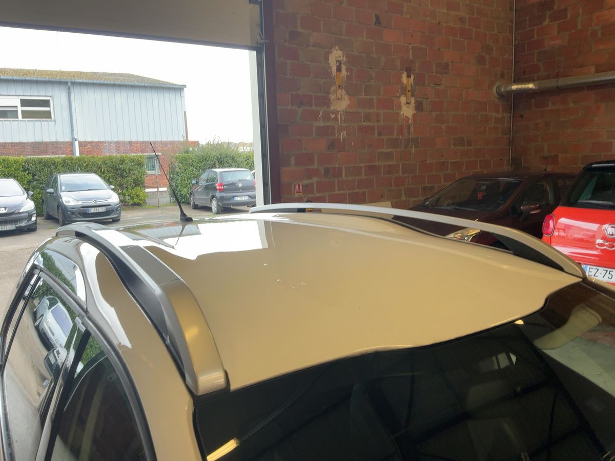 Peugeot 2008 2016 — photo 14