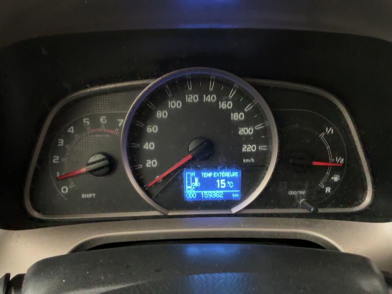 Toyota RAV 4 2.0 D-4D Life — zdjęcie 13