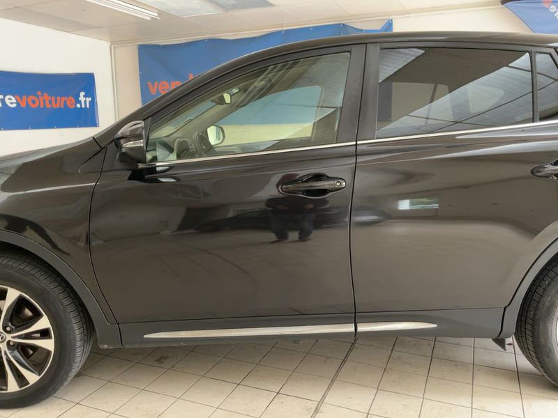 Toyota RAV 4 2.0 D-4D Life — zdjęcie 4