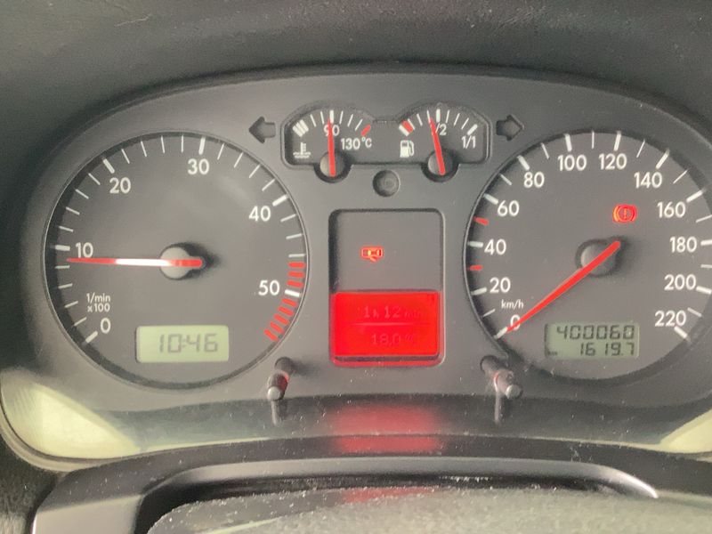 Volkswagen Golf IV 1.9 TDI — zdjęcie 13