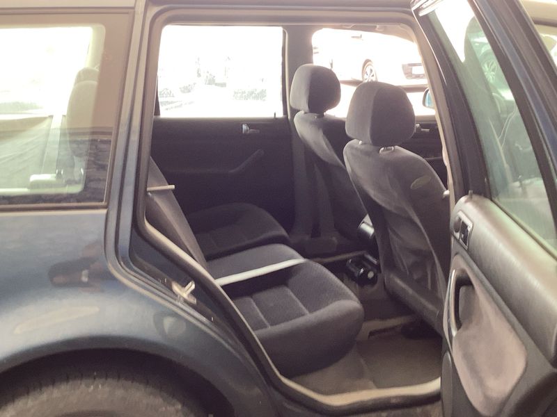 Volkswagen Golf IV 1.9 TDI — zdjęcie 14