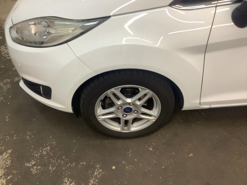 Ford Fiesta 1.0 EcoBoost Titanium 2015 – снимка 3