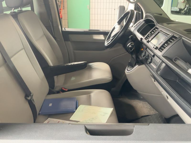 Volkswagen T6 Caravelle 2.0 TDI Comfortline lang — zdjęcie 11