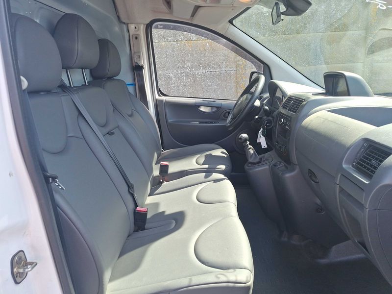 Citroen Jumpy 2.0 HDi L1H1 27 Business Fourgon — zdjęcie 10