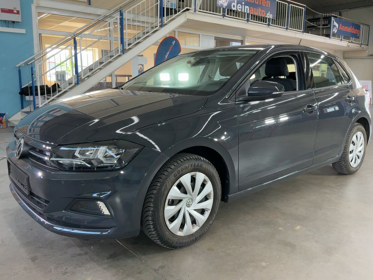 Volkswagen Polo 2018 — photo 1