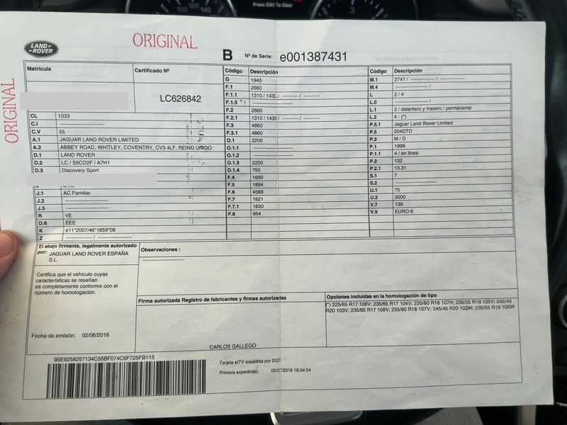 Land Rover Discovery Sport 2.0 Td4 HSE — zdjęcie 16