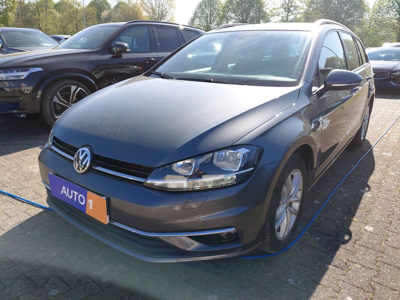 Volkswagen Golf VII 1.6 TDI Comfortline BlueMotion — zdjęcie 1