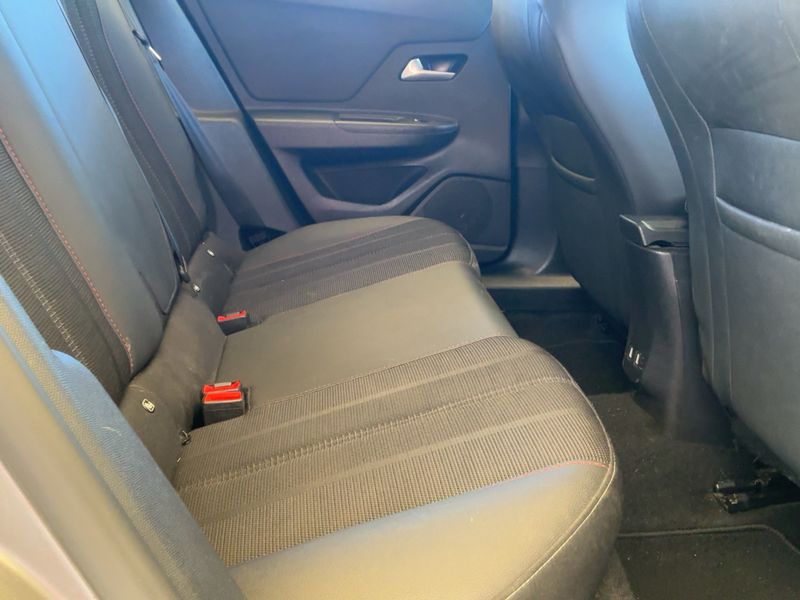 Opel Mokka X 1.2 Turbo GS Line — zdjęcie 14