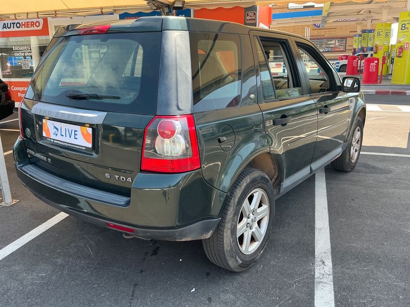 Land Rover Freelander 2.2 Td4 S — zdjęcie 2