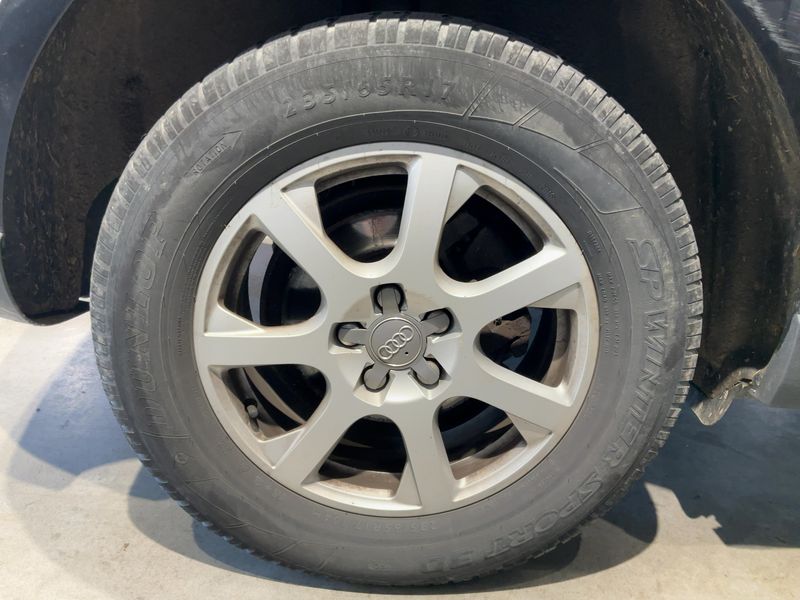 Audi Q5 2.0 TDI quattro 2009 – снимка 9