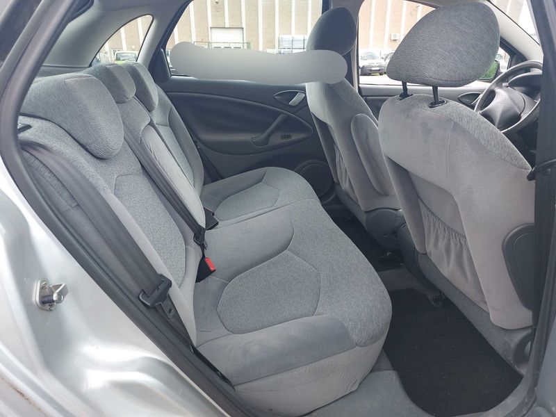 Citroen C5 2.0 Ambiance — zdjęcie 13