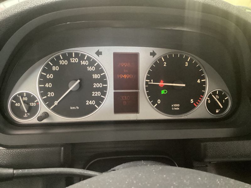 Mercedes-Benz B-Klasse B 200 CDI Standard — zdjęcie 4