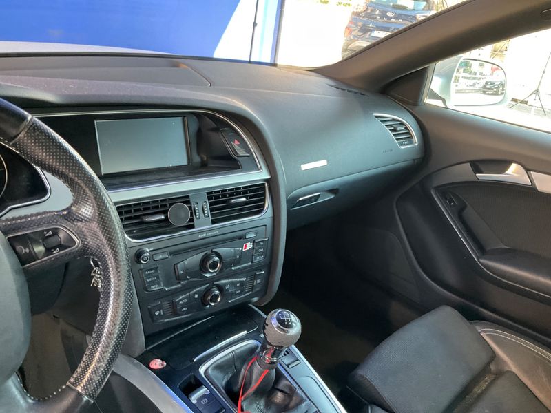 Audi A5 2.0 TDI 2010 – снимка 35