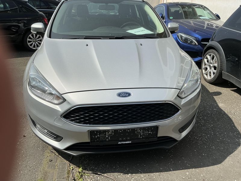 Ford Focus 1.0 EcoBoost Business 2017 – снимка 14