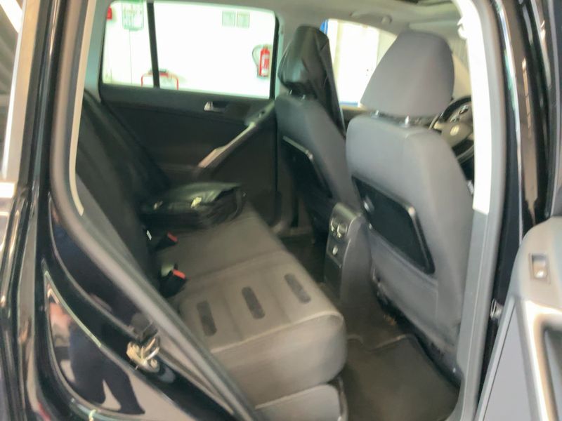 Volkswagen Tiguan 1.4 TSI Sport & Style 4Motion 2009 – снимка 19