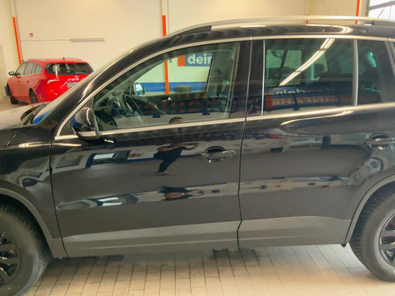 Volkswagen Tiguan 1.4 TSI Sport & Style 4Motion 2009 – снимка 4