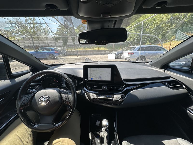 Toyota C-HR 2.0 Hybrid Trend — zdjęcie 11