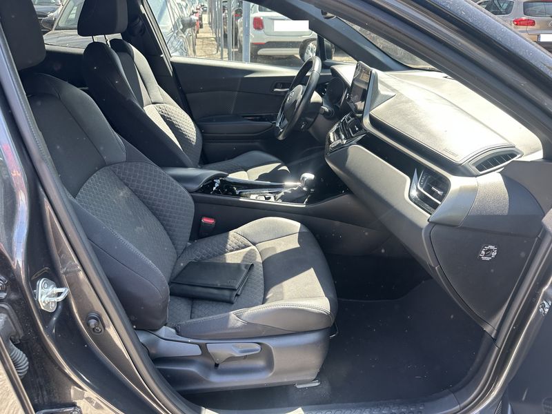 Toyota C-HR 2.0 Hybrid Trend — zdjęcie 10