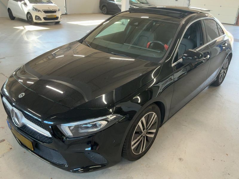 Mercedes-Benz A-Klasse Limousine A 180 Progressive