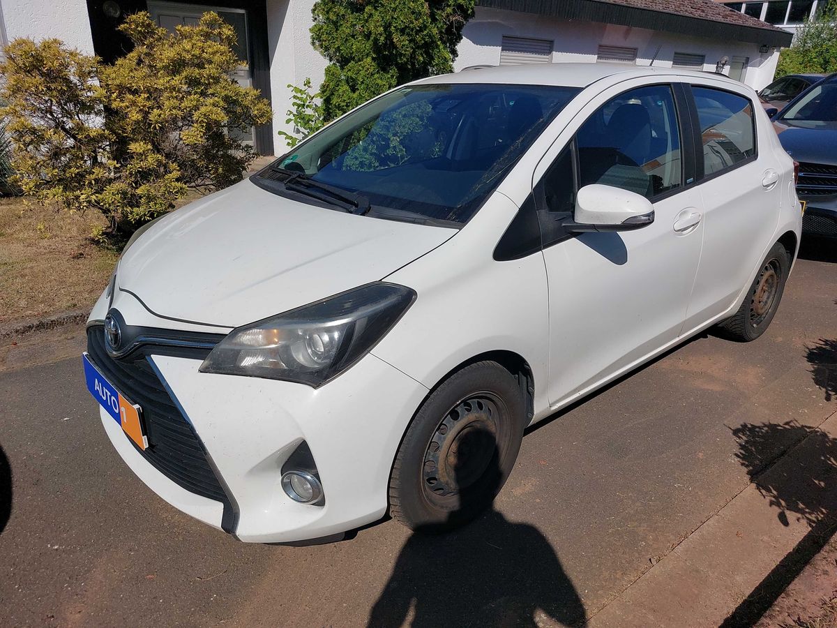 Toyota Yaris 2016