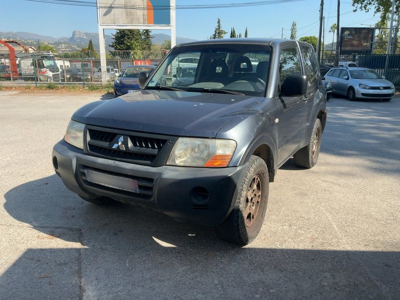 Mitsubishi Pajero 3.2 DI-D Classic