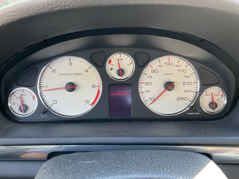Peugeot 407 2.0 HDi Platinum — zdjęcie 4