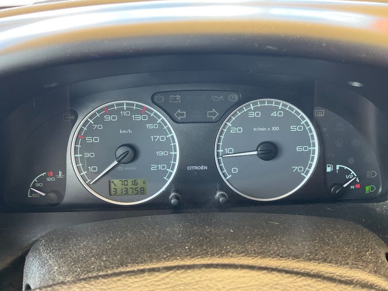Citroen Xsara 2.0 HDi Premier — zdjęcie 4