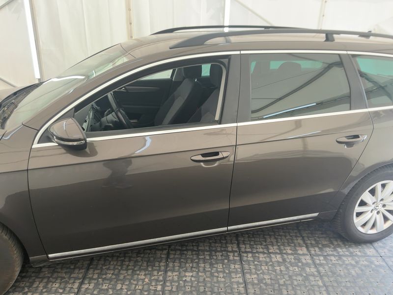 Volkswagen Passat 2.0 TDI Comfortline BlueMotion Tech — zdjęcie 4