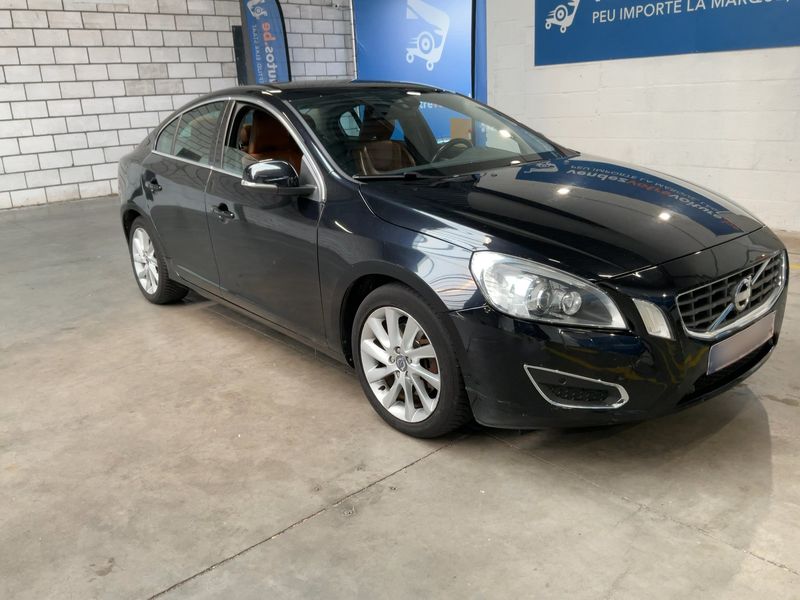 Volvo S60 2.0 D4 Momentum — zdjęcie 8