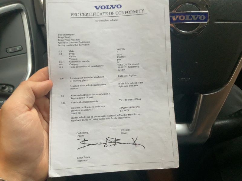 Volvo S60 2.0 D4 Momentum — zdjęcie 16