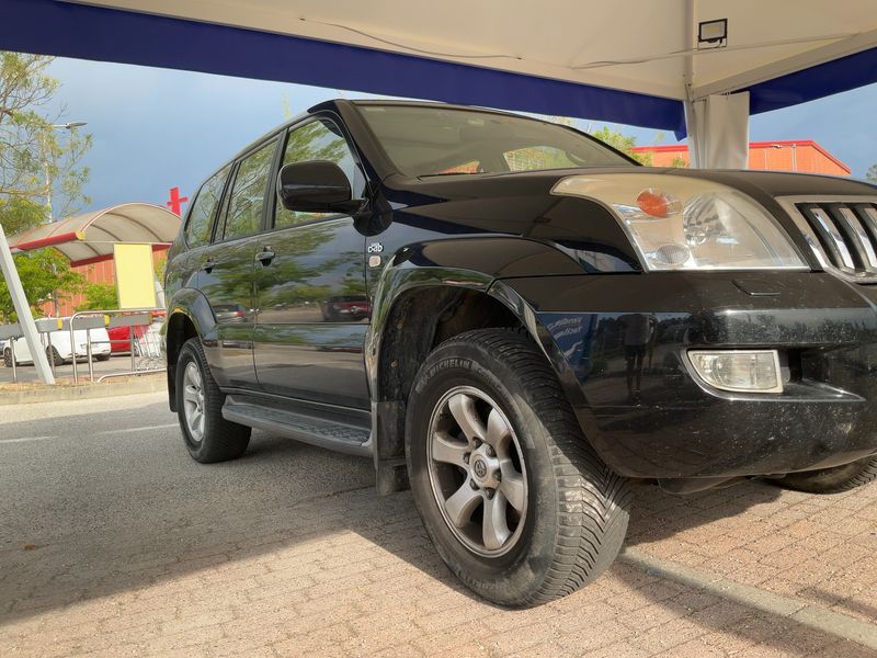Toyota Land Cruiser 3.0 D-4D C — zdjęcie 8