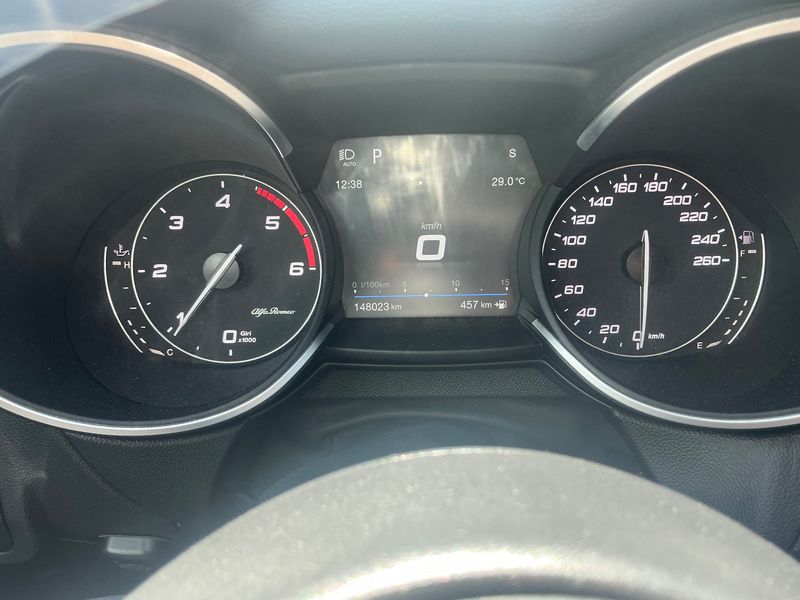 Alfa Romeo Stelvio 2.2 JTDM Super Q4 — zdjęcie 13