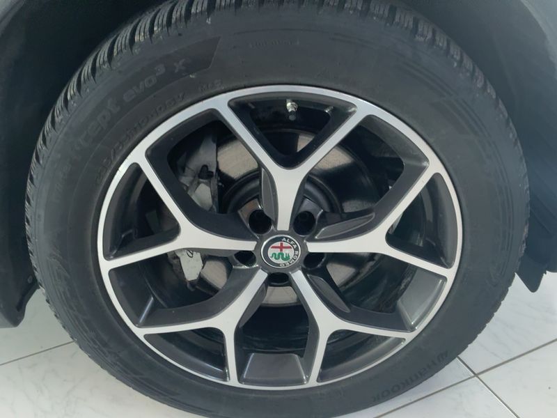 Alfa Romeo Stelvio 2.2 JTDM Super Q4 2018 – снимка 11