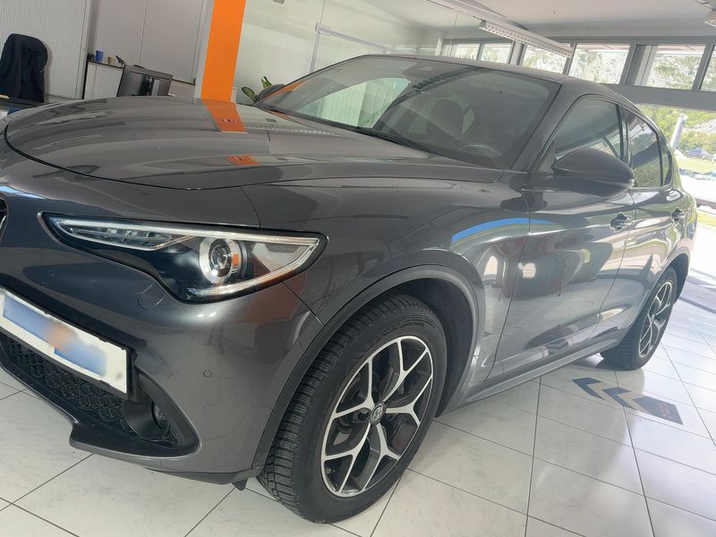 Alfa Romeo Stelvio 2.2 JTDM Super Q4 — zdjęcie 2