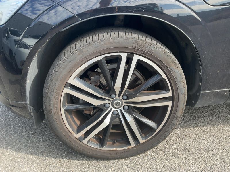 Volvo XC60 2.0 T8 Plug-in Hybrid Inscription Luxe AWD 2018 – снимка 3