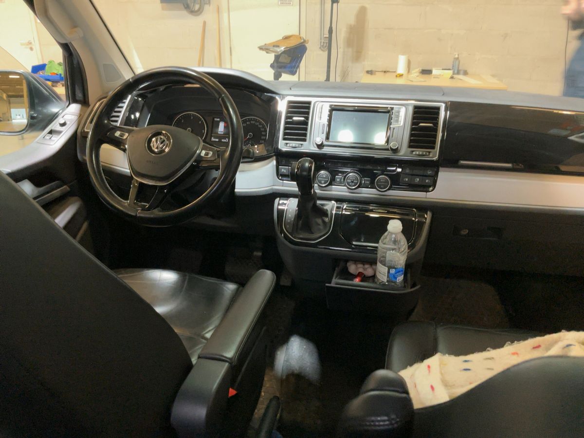 Volkswagen T6 2019 — photo 18