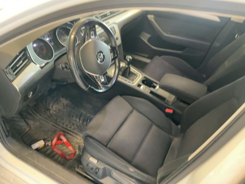 Volkswagen Passat 1.4 TSI ACT Comfortline BlueMotion Tech 2016 – снимка 17