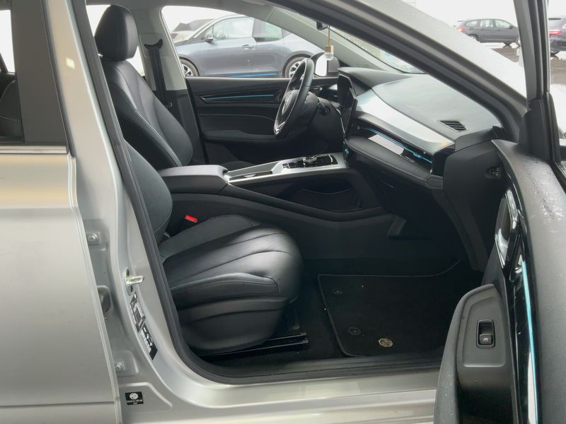 MG 5 electric drive 115 kW Comfort — zdjęcie 11