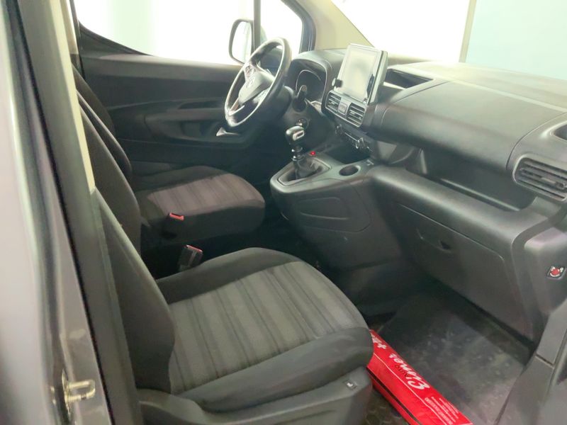 Opel Combo Life 1.5 CDTI Edition — zdjęcie 11