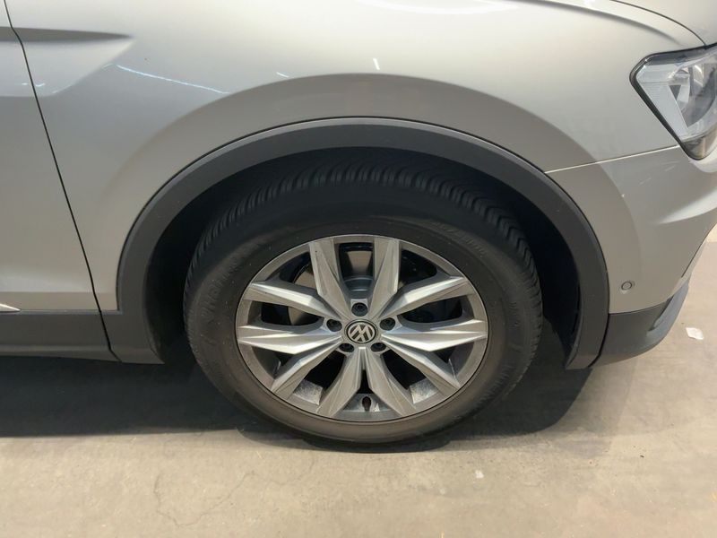 Volkswagen Tiguan 2.0 TDI Highline BlueMotion Tech 2019 – снимка 11