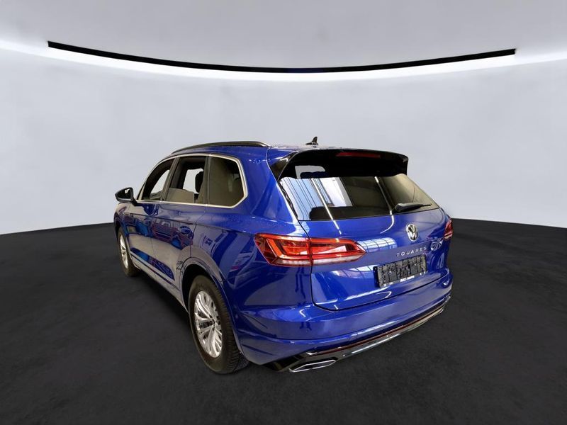 Volkswagen Touareg 3.0 V6 TDI R-Line 4Motion — zdjęcie 3