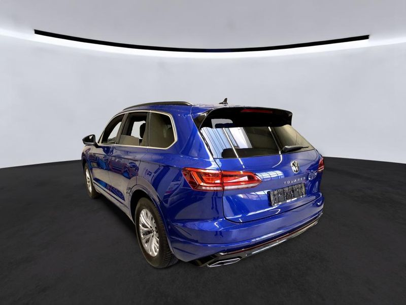 Volkswagen Touareg 3.0 V6 TDI R-Line 4Motion — zdjęcie 15