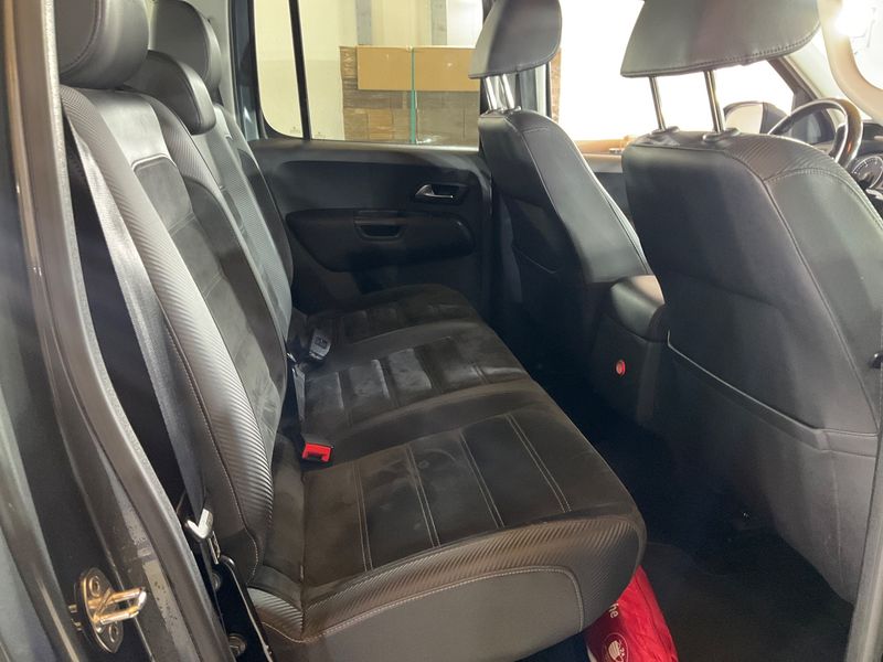 Volkswagen Amarok 3.0 V6 TDI Highline DoubleCab 4Motion — zdjęcie 14