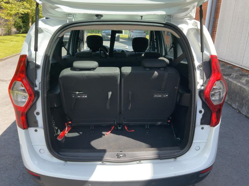 Dacia Lodgy 1.3 TCe Comfort — zdjęcie 10
