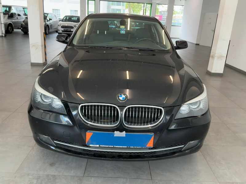 BMW 5er 525d — zdjęcie 9