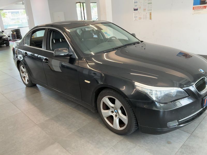 BMW 5er 525d — zdjęcie 8
