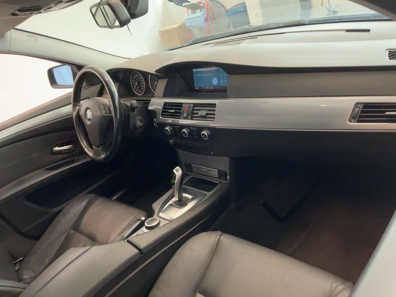 BMW 5er 525d — zdjęcie 12