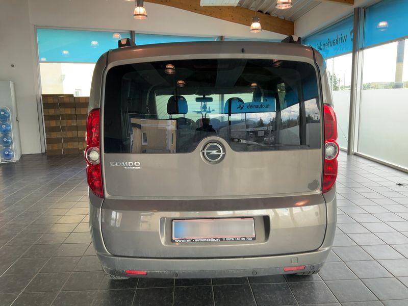 Opel Combo 1.6 CDTI DPF Edition L1H1 — zdjęcie 5