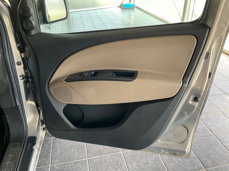 Opel Combo 1.6 CDTI DPF Edition L1H1 2015 – снимка 46