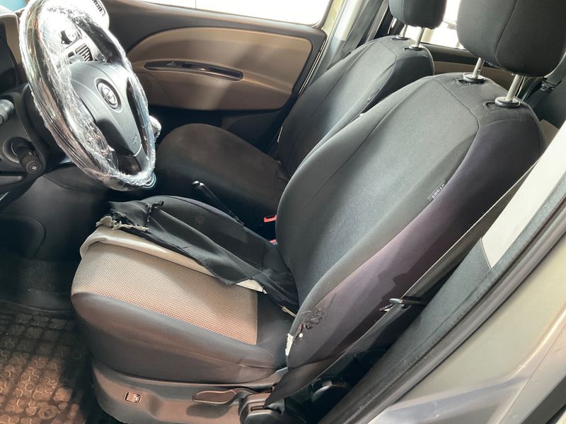 Opel Combo 1.6 CDTI DPF Edition L1H1 2015 – снимка 38